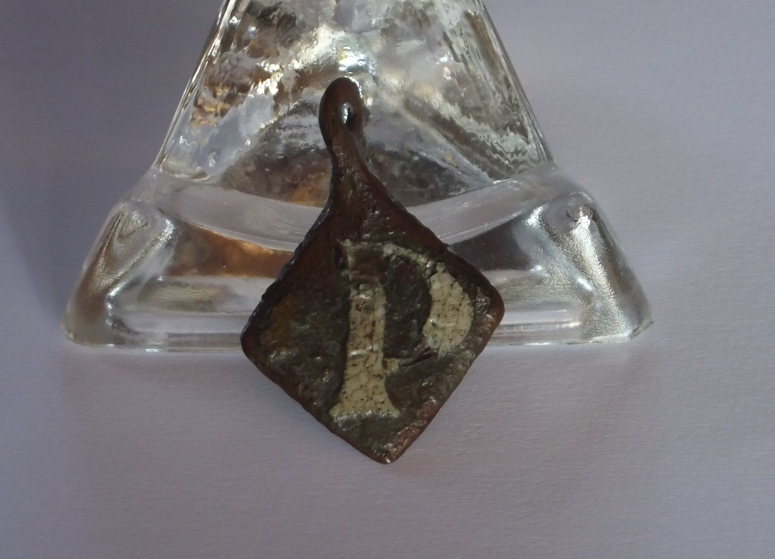 Ma 14th C Lozenge Shaped Heraldic Pendant Letter P 3